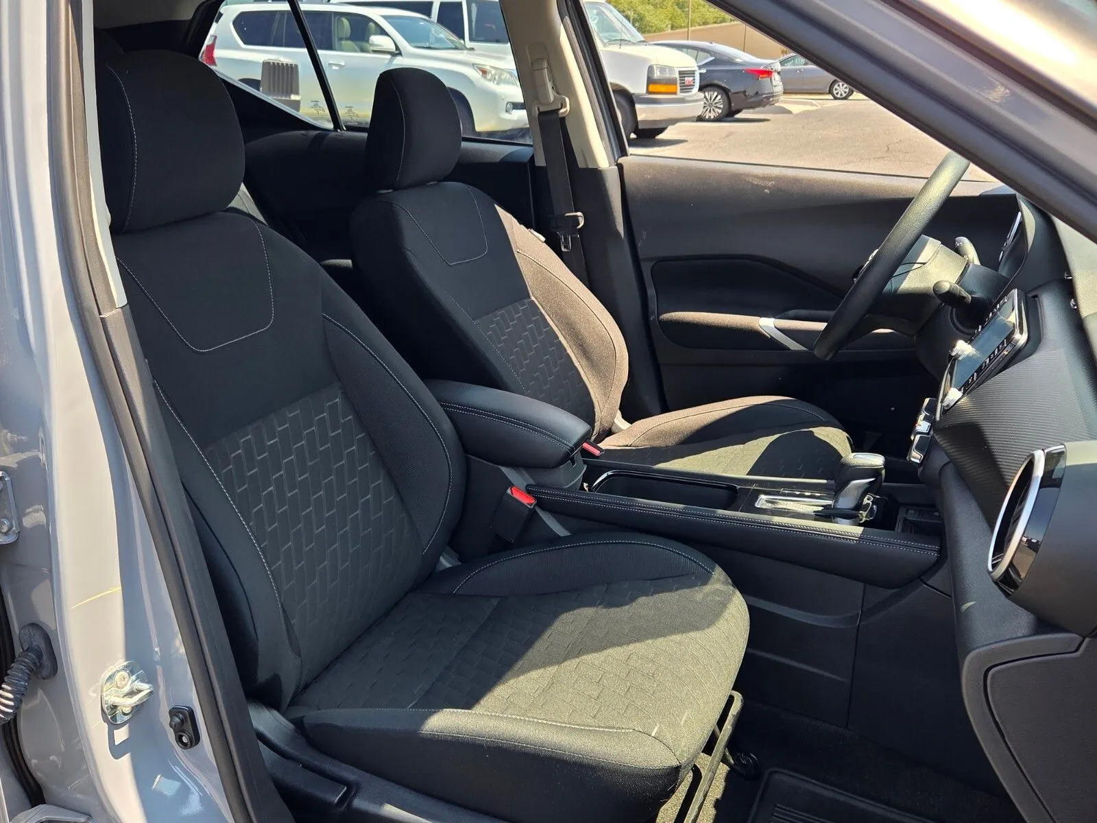 2024 Nissan Kicks SV - Photo 17