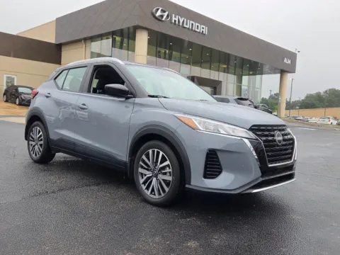 Black 2024 Nissan Kicks SV for sale in Warner Robins, GA