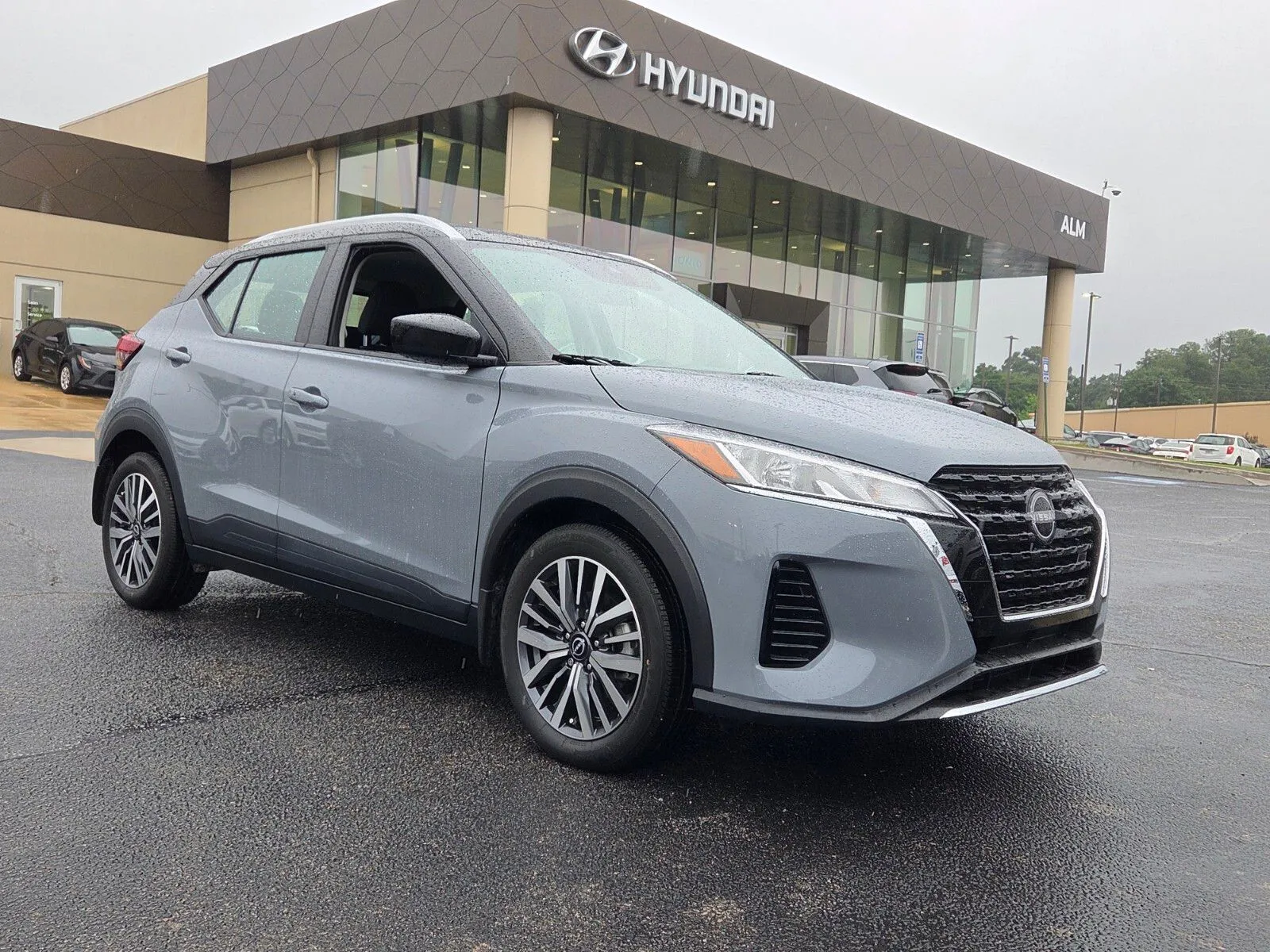 2024 Nissan Kicks