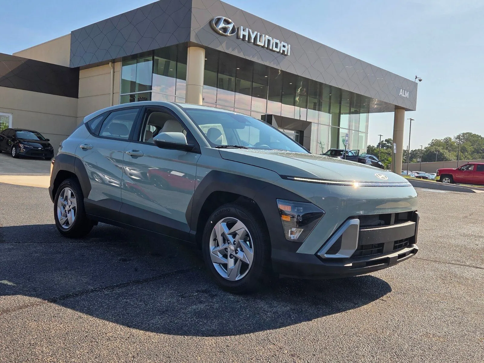 Green 2027 Hyundai Kona SE for sale in Warner Robins, GA