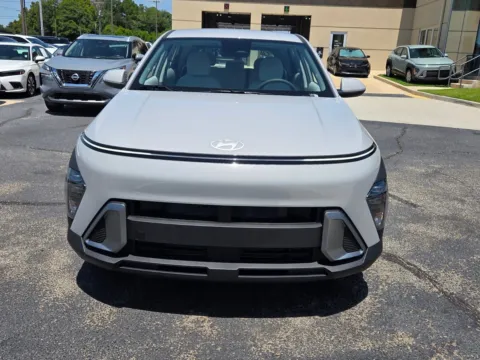 Photos of 2027 Hyundai Kona SE for sale in Warner Robins, GA at Hyundai Warner Robins