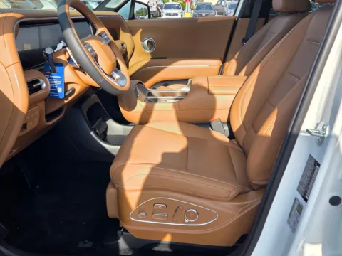 More photos of 2027 Hyundai Palisade Hybrid Calligraphy at Hyundai Warner Robins, GA