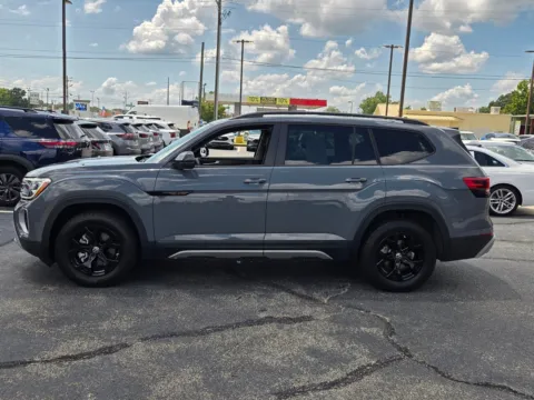 More photos of 2025 Volkswagen Atlas 2.0T Peak Edition at Hyundai Warner Robins, GA