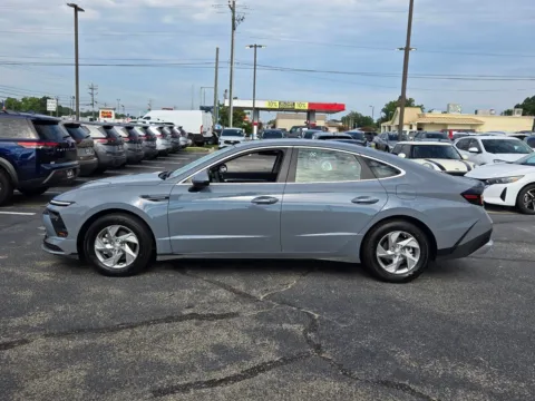 More photos of 2026 Hyundai Sonata SE at Hyundai Warner Robins, GA