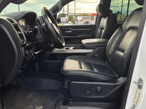More photos of 2022 Ram 1500 Rebel at Hyundai Warner Robins, GA