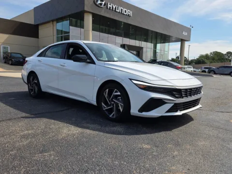 White 2025 Hyundai Elantra SEL Sport for sale in Warner Robins, GA