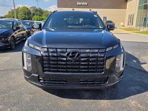 Photos of 2024 Hyundai Palisade Calligraphy Night Edition for sale in Warner Robins, GA at Hyundai Warner Robins