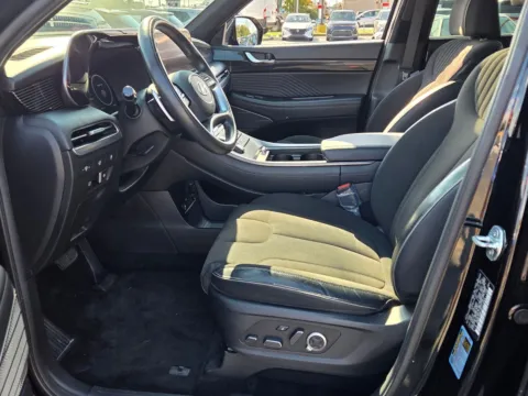 More photos of 2024 Hyundai Palisade Calligraphy Night Edition at Hyundai Warner Robins, GA