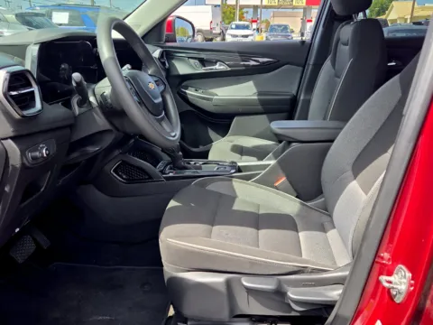 More photos of 2025 Chevrolet TrailBlazer LT at Hyundai Warner Robins, GA