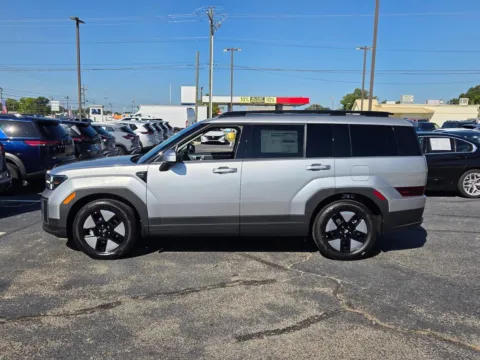 More photos of 2027 Hyundai Santa Fe Hybrid SEL at Hyundai Warner Robins, GA