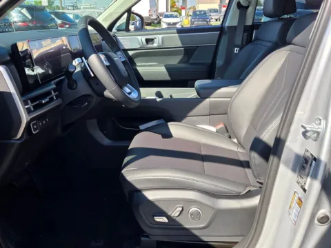 More photos of 2027 Hyundai Santa Fe Hybrid SEL at Hyundai Warner Robins, GA