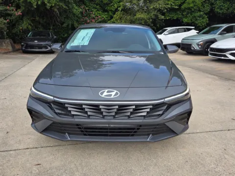 Photos of 2026 Hyundai Elantra SE for sale in Warner Robins, GA at Hyundai Warner Robins