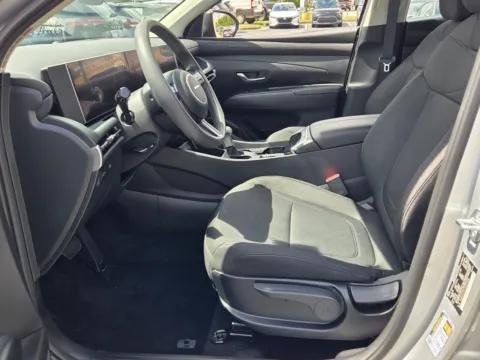 More photos of 2025 Hyundai Tucson SE at Hyundai Warner Robins, GA