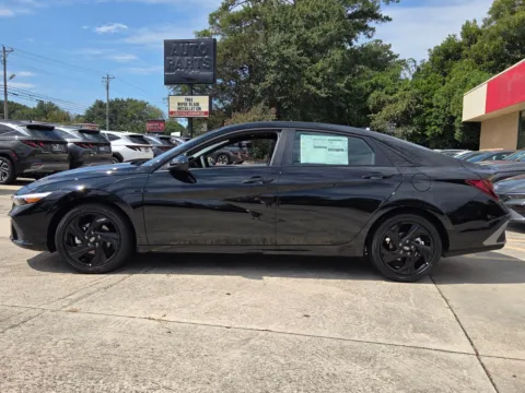 More photos of 2026 Hyundai Elantra SEL Sport at Hyundai Warner Robins, GA