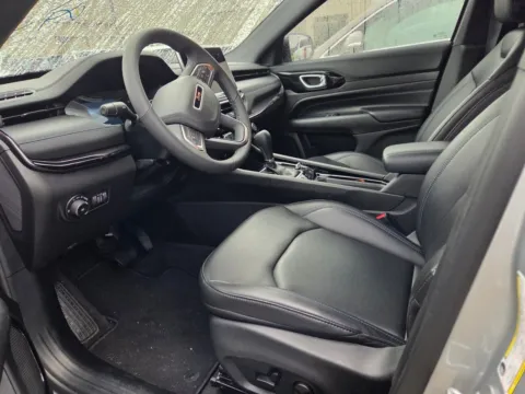 More photos of 2026 Jeep Compass Limited at Hyundai Warner Robins, GA