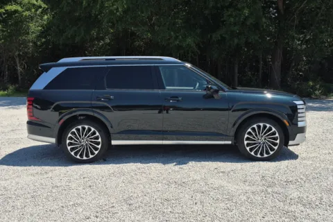 More photos of 2027 Hyundai Palisade Hybrid Calligraphy at Hyundai Warner Robins, GA