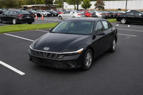 Black 2026 Hyundai Elantra SE for sale in Warner Robins, GA