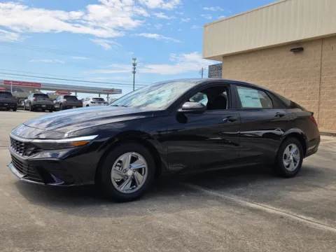 Another view of 2026 Hyundai Elantra SE for sale in Warner Robins, GA at Hyundai Warner Robins