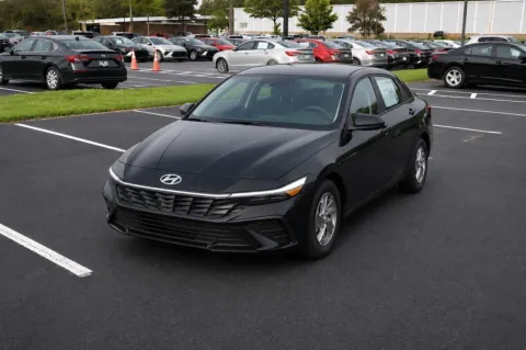 Black 2026 Hyundai Elantra SE for sale in Warner Robins, GA