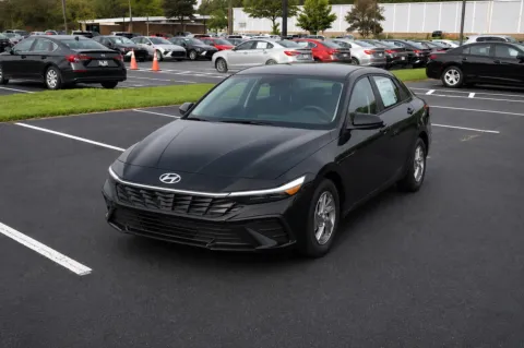 Black 2026 Hyundai Elantra SE for sale in Warner Robins, GA