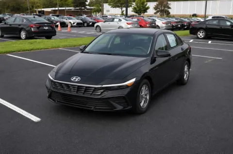 Black 2026 Hyundai Elantra SE for sale in Warner Robins, GA