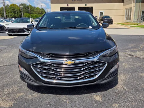 Photos of 2024 Chevrolet Malibu LT for sale in Warner Robins, GA at Hyundai Warner Robins