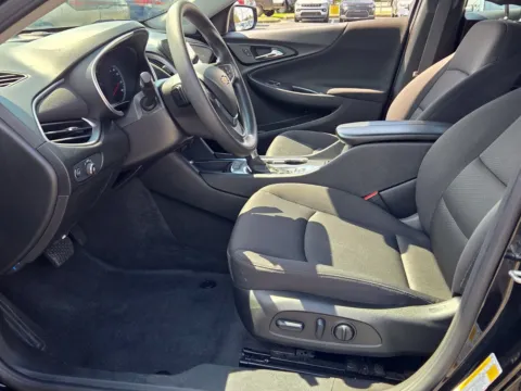More photos of 2024 Chevrolet Malibu LT at Hyundai Warner Robins, GA