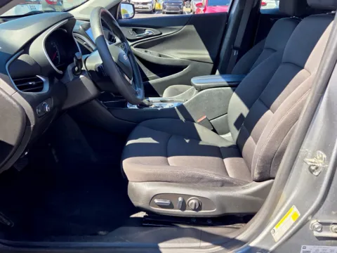 More photos of 2024 Chevrolet Malibu LT at Hyundai Warner Robins, GA
