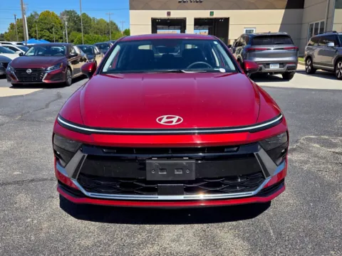 Photos of 2025 Hyundai Sonata SEL for sale in Warner Robins, GA at Hyundai Warner Robins