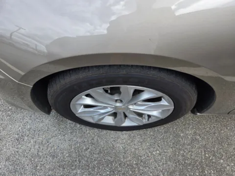 More photos of 2024 Chevrolet Malibu LT at Hyundai Warner Robins, GA