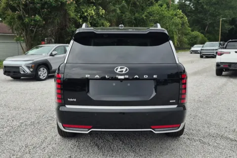 More photos of 2026 Hyundai Palisade Hybrid Calligraphy at Hyundai Warner Robins, GA