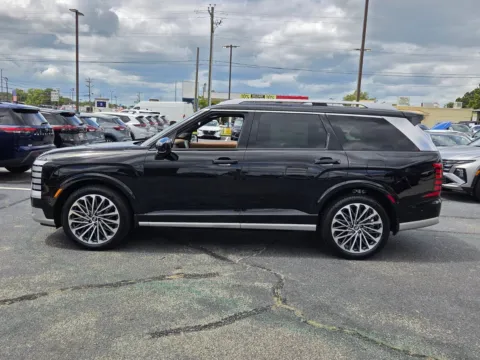 More photos of 2026 Hyundai Palisade Hybrid Calligraphy at Hyundai Warner Robins, GA
