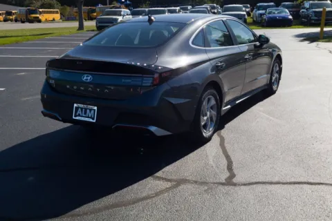More photos of 2026 Hyundai Sonata SE at Hyundai Warner Robins, GA