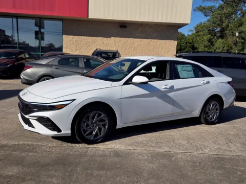 Another view of 2026 Hyundai Elantra Hybrid Blue for sale in Warner Robins, GA at Hyundai Warner Robins