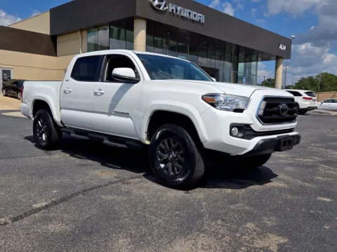 White 2023 Toyota Tacoma SR5 for sale in Warner Robins, GA