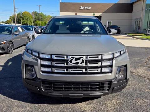 Photos of 2027 Hyundai Santa Cruz SE for sale in Warner Robins, GA at Hyundai Warner Robins