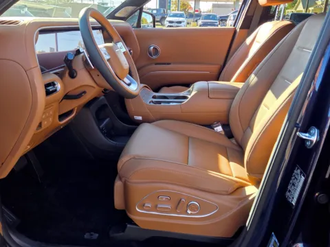 More photos of 2027 Hyundai Palisade Hybrid Calligraphy at Hyundai Warner Robins, GA
