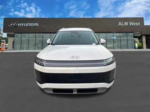 Photos of 2026 Hyundai IONIQ 9 SE for sale in Warner Robins, GA at Hyundai Warner Robins