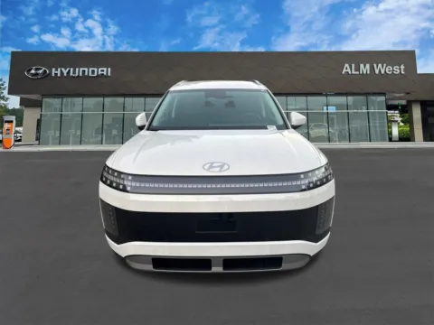 Photos of 2026 Hyundai IONIQ 9 SE for sale in Warner Robins, GA at Hyundai Warner Robins