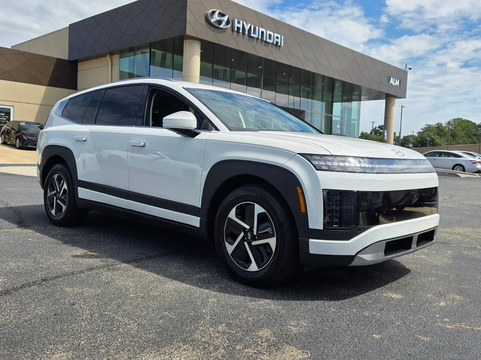 White 2026 Hyundai IONIQ 9 SE for sale in Warner Robins, GA