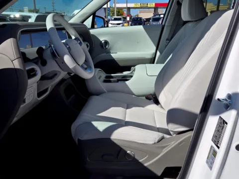 More photos of 2027 Hyundai Palisade Hybrid Blue SEL at Hyundai Warner Robins, GA