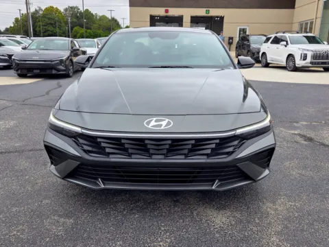 Photos of 2027 Hyundai Santa Fe SEL for sale in Warner Robins, GA at Hyundai Warner Robins