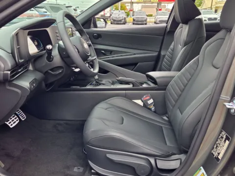 More photos of 2027 Hyundai Santa Fe SEL at Hyundai Warner Robins, GA