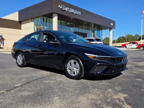 Black 2026 Hyundai Elantra SE for sale in Warner Robins, GA