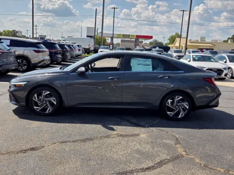 More photos of 2026 Hyundai Elantra Limited at Hyundai Warner Robins, GA