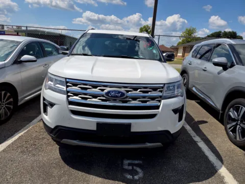Photos of 2018 Ford Explorer XLT for sale in Warner Robins, GA at Hyundai Warner Robins