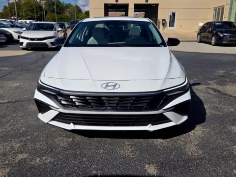 Photos of 2026 Hyundai Elantra SEL Sport Plus for sale in Warner Robins, GA at Hyundai Warner Robins