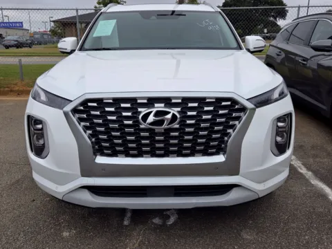 Photos of 2022 Hyundai Palisade Limited for sale in Warner Robins, GA at Hyundai Warner Robins
