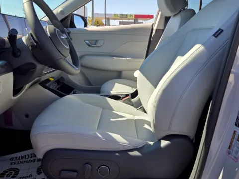 More photos of 2027 Hyundai Kona SEL Premium at Hyundai Warner Robins, GA