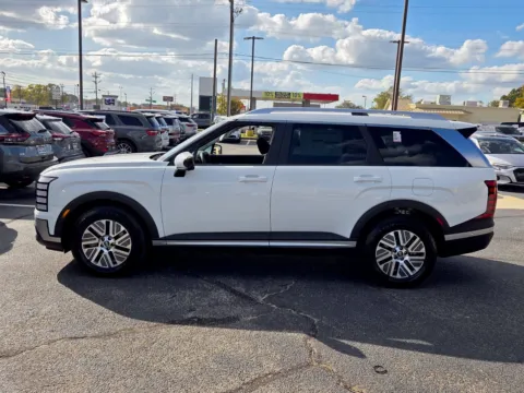 More photos of 2027 Hyundai Palisade Hybrid SEL Premium at Hyundai Warner Robins, GA